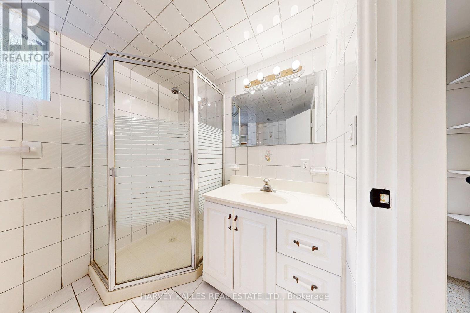 82 Acton Avenue, Toronto, Ontario  M3H 4H1 - Photo 31 - C12446620