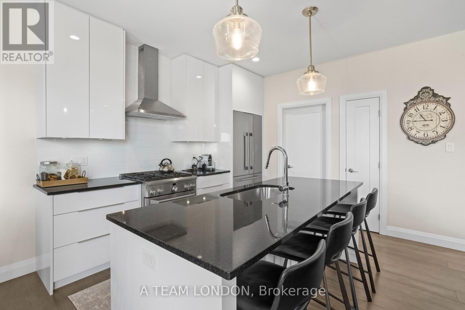1763 Applerock Avenue, London North (North S), Ontario  N6G 0X7 - Photo 13 - X12446706