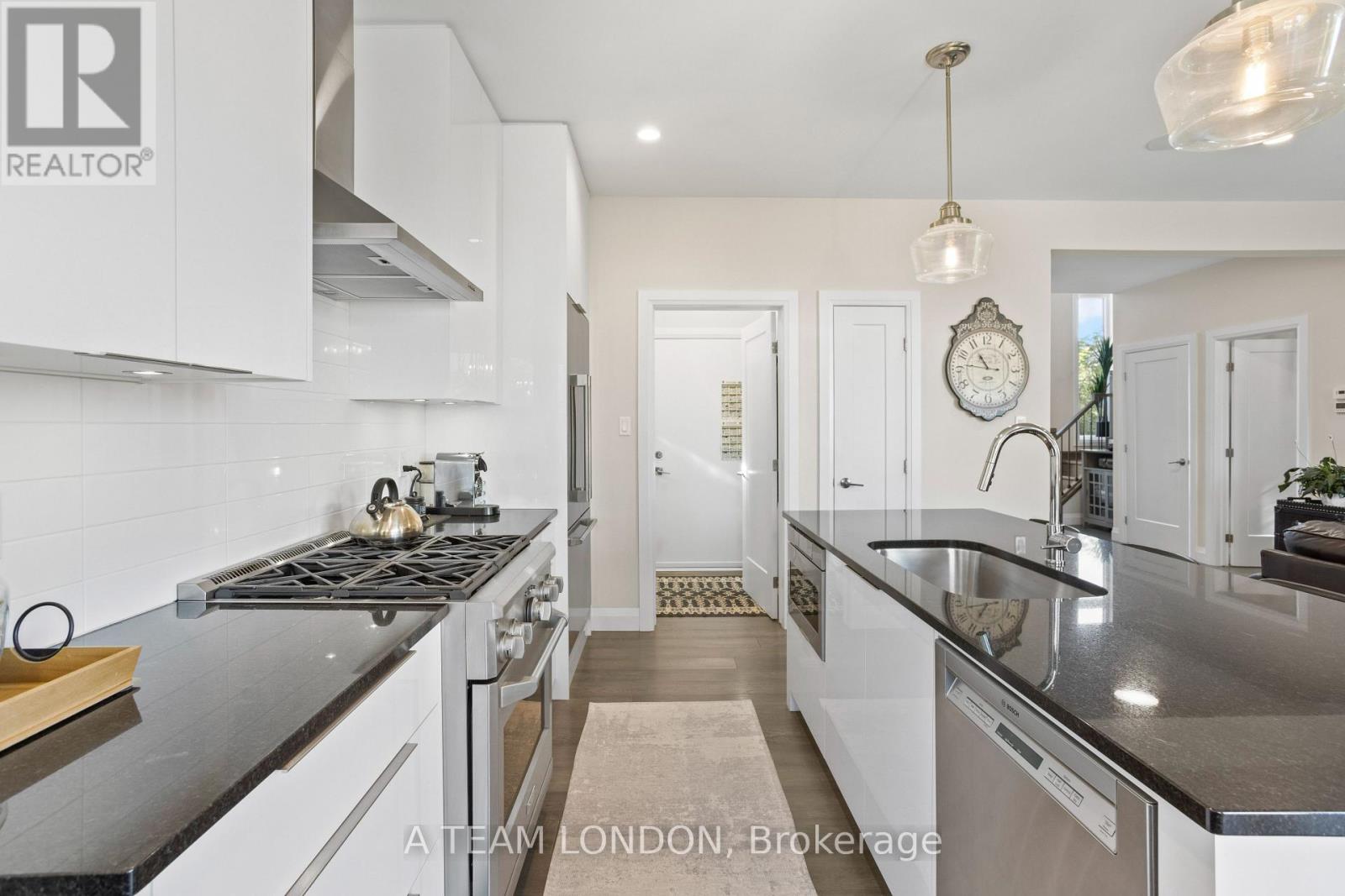 1763 Applerock Avenue, London North (North S), Ontario  N6G 0X7 - Photo 14 - X12446706