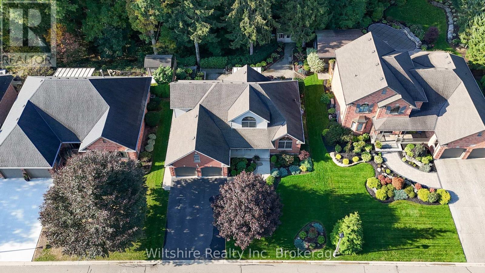 5 Whispering Pine Lane, Tillsonburg, Ontario  N4G 5V4 - Photo 3 - X12443081