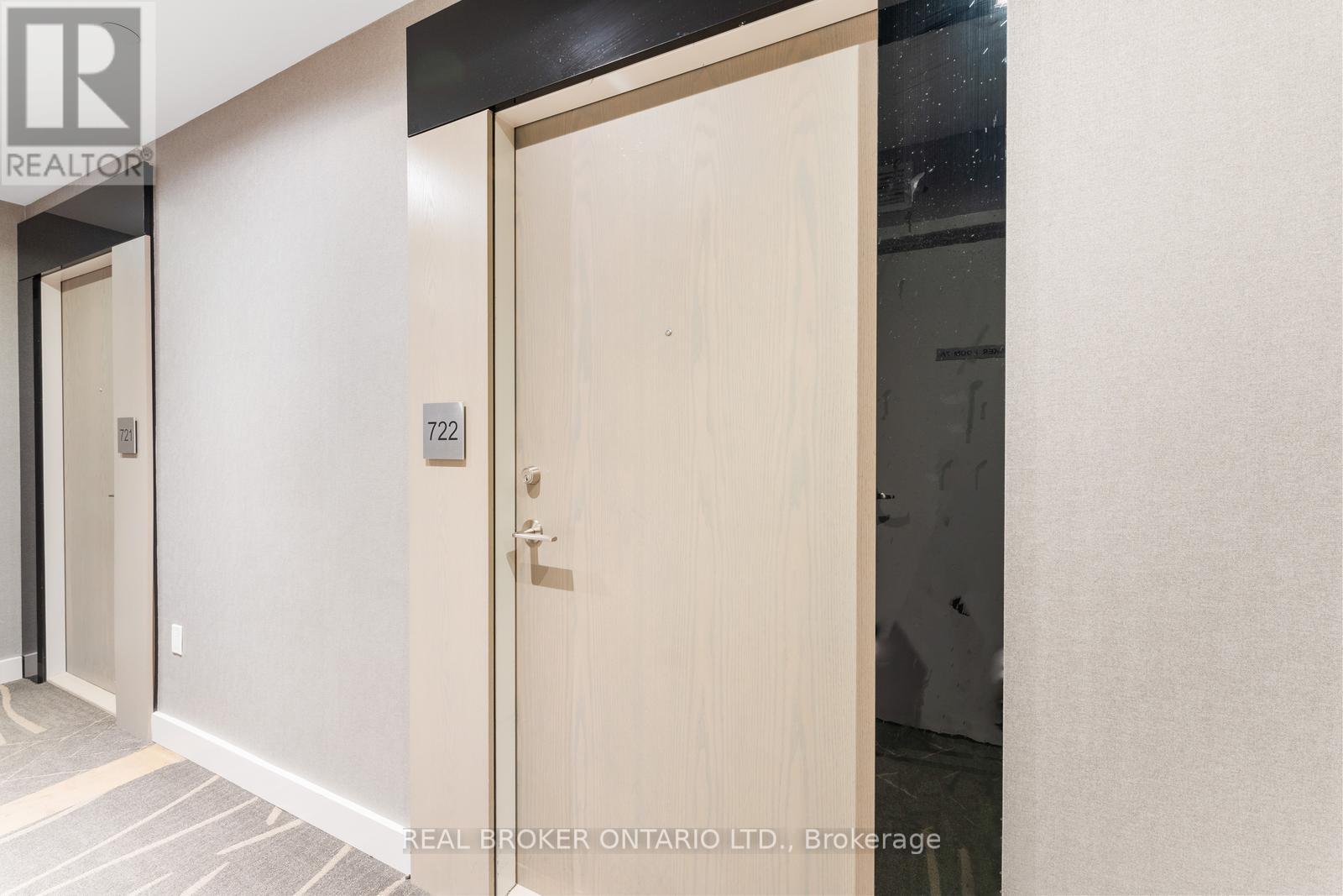 722 - 4800 Highway 7, Vaughan (East Woodbridge), Ontario  L4L 1H8 - Photo 6 - N12361926