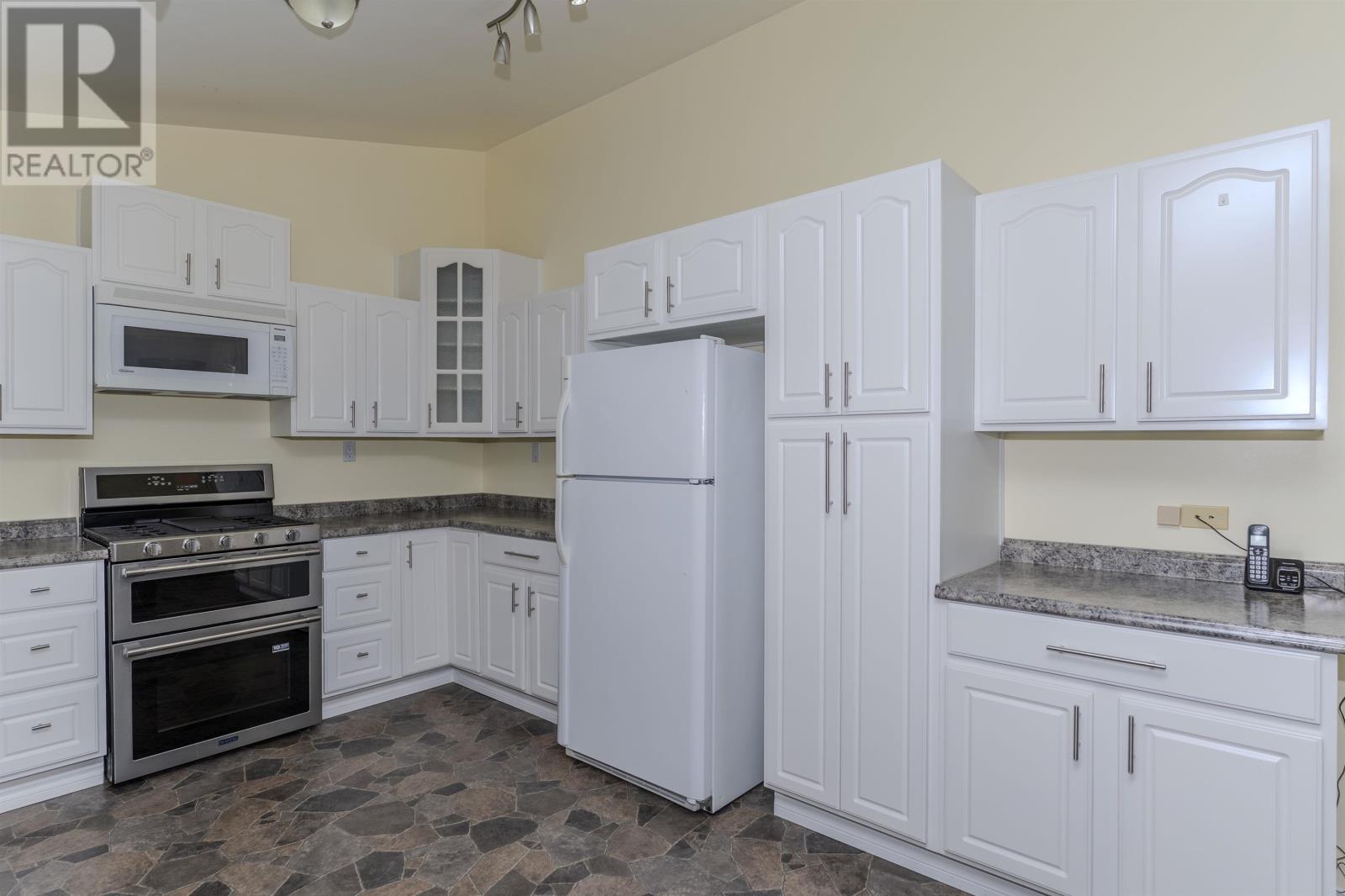 86 Mona St. E, Thunder Bay, Ontario  P7A 6Y1 - Photo 13 - TB253097