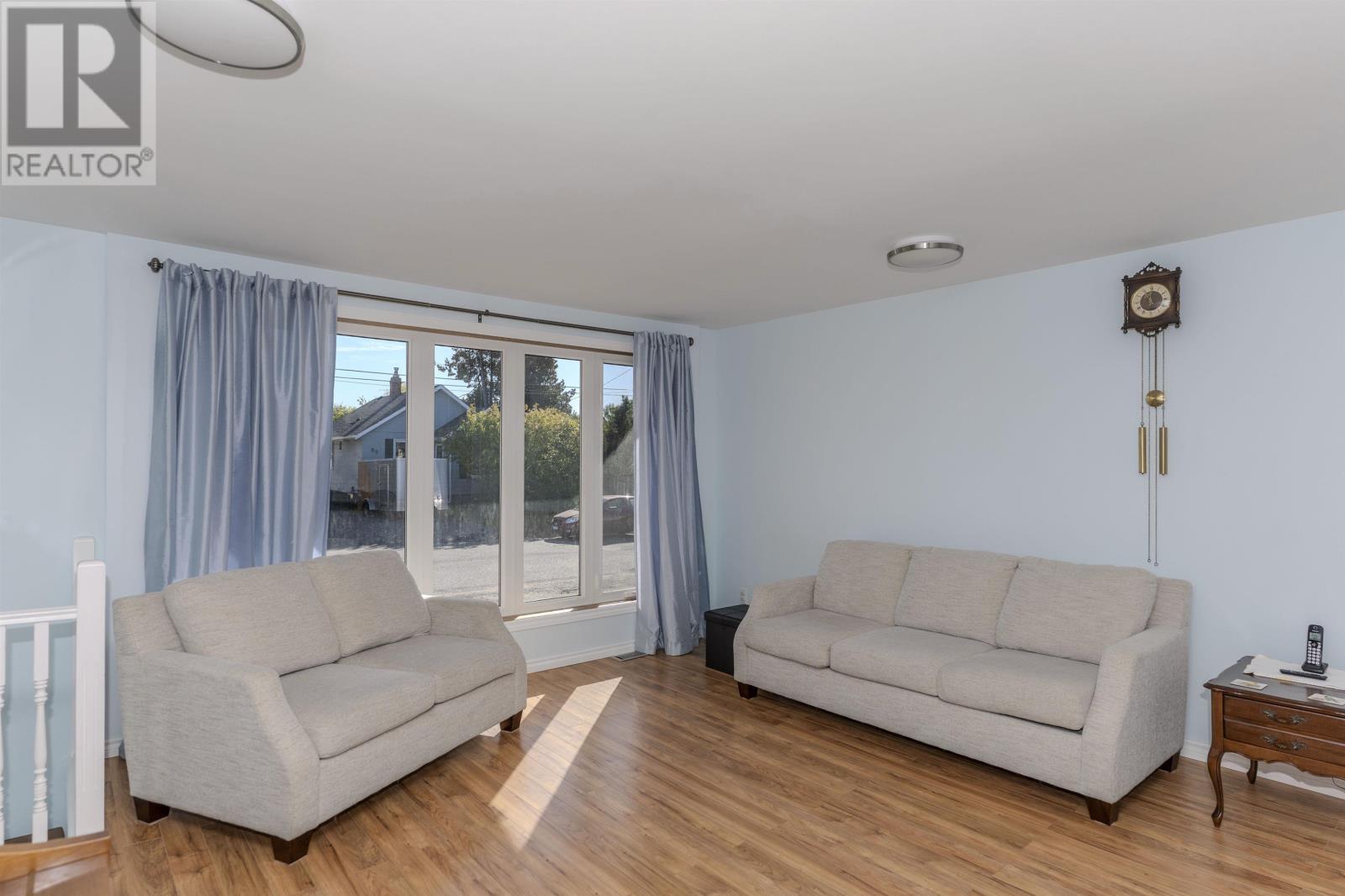 86 Mona St. E, Thunder Bay, Ontario  P7A 6Y1 - Photo 5 - TB253097