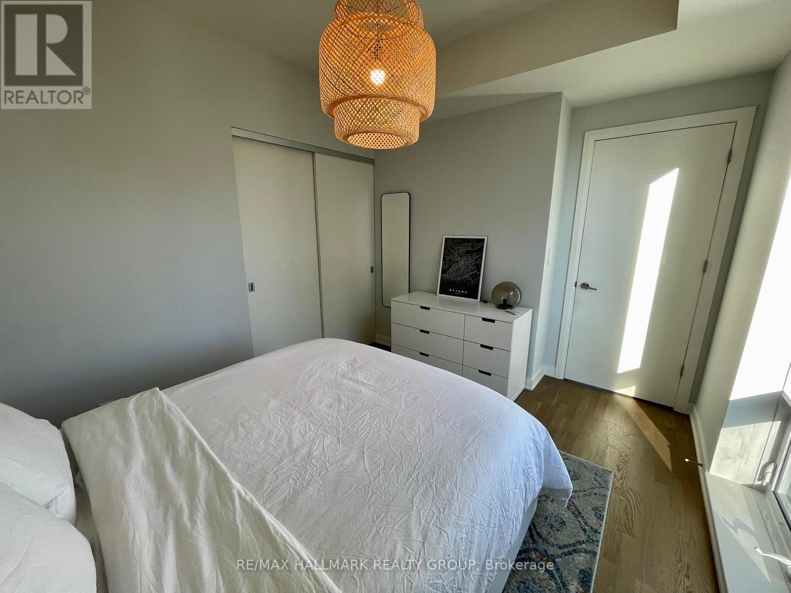 1202 - 428 Sparks Street, Ottawa, Ontario  K1R 0B3 - Photo 13 - X12446744