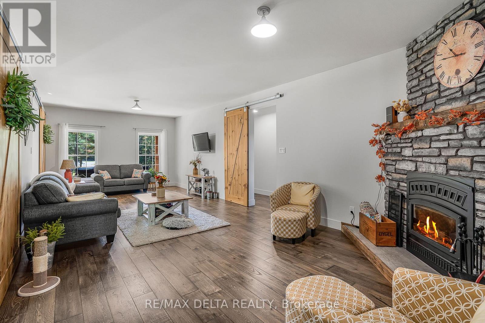 1749 Albert Leroux Road, The Nation, Ontario  K0A 1M0 - Photo 19 - X12446755