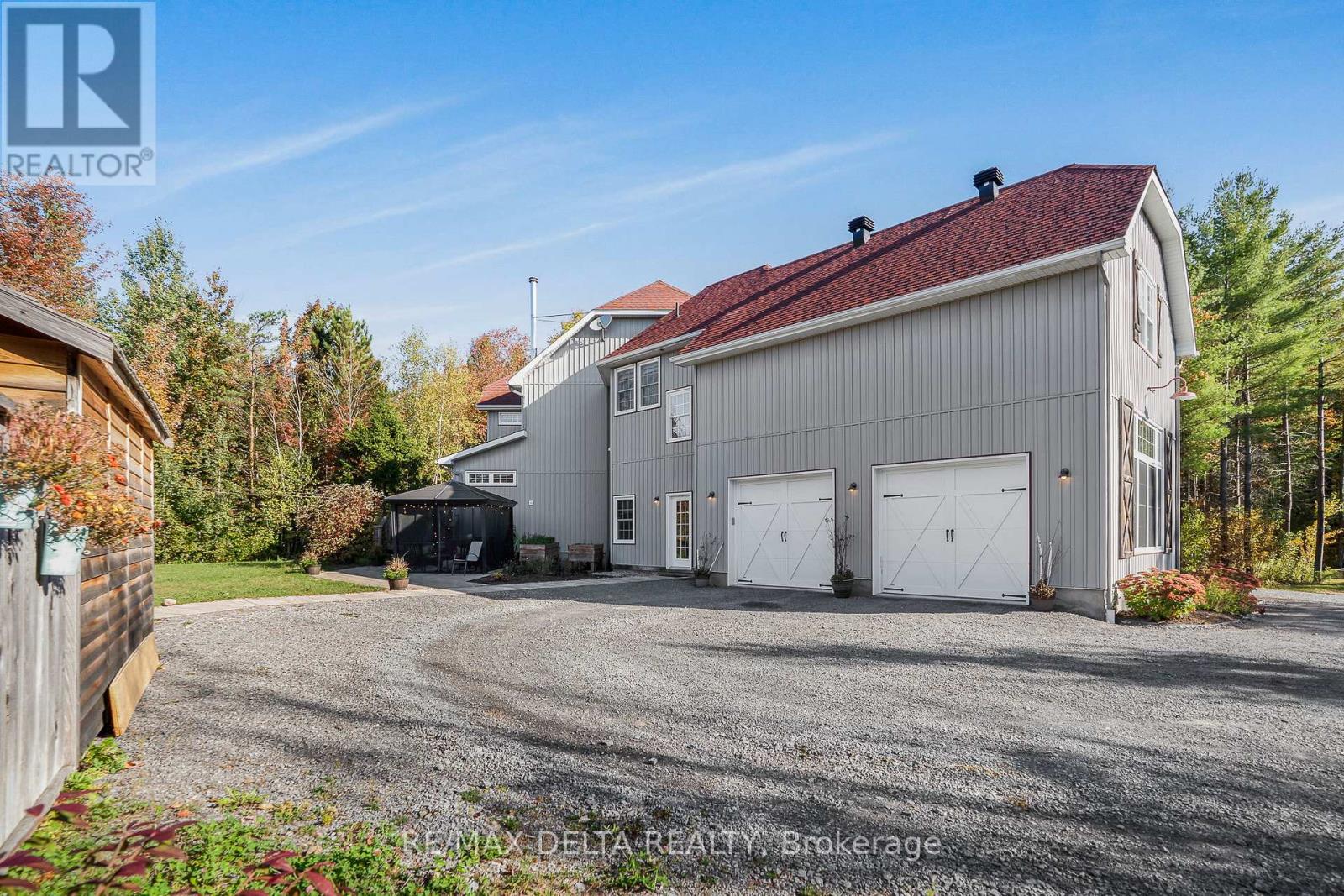 1749 Albert Leroux Road, The Nation, Ontario  K0A 1M0 - Photo 4 - X12446755