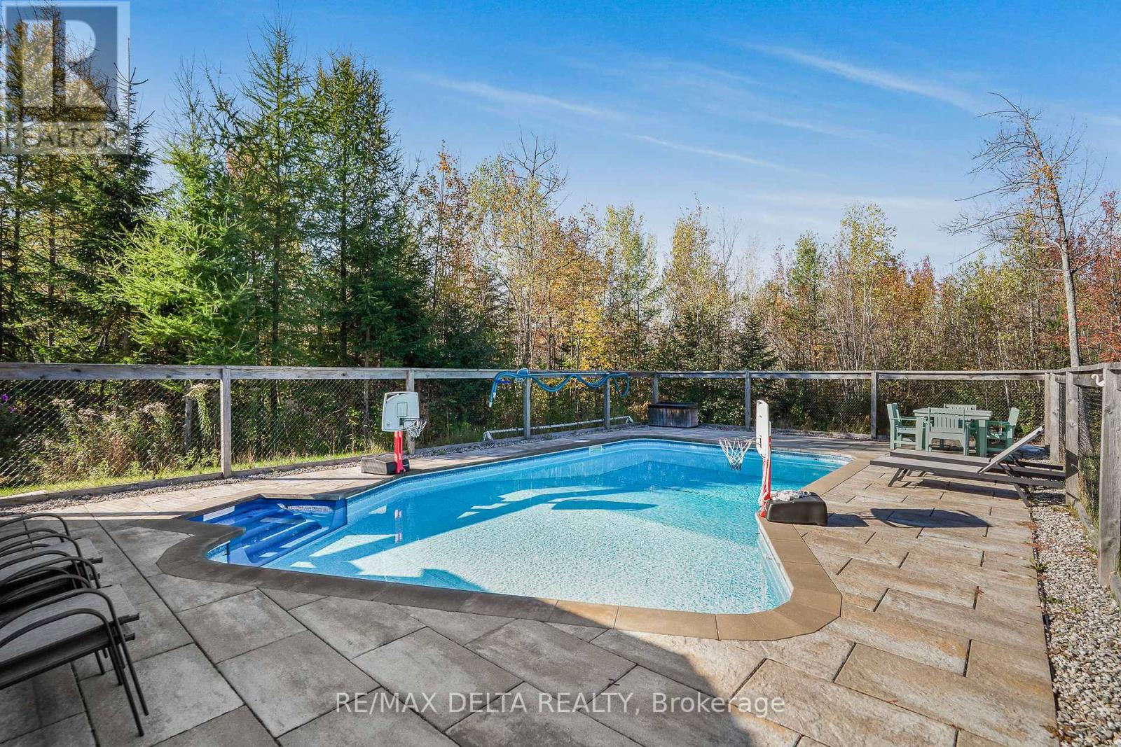 1749 Albert Leroux Road, The Nation, Ontario  K0A 1M0 - Photo 7 - X12446755