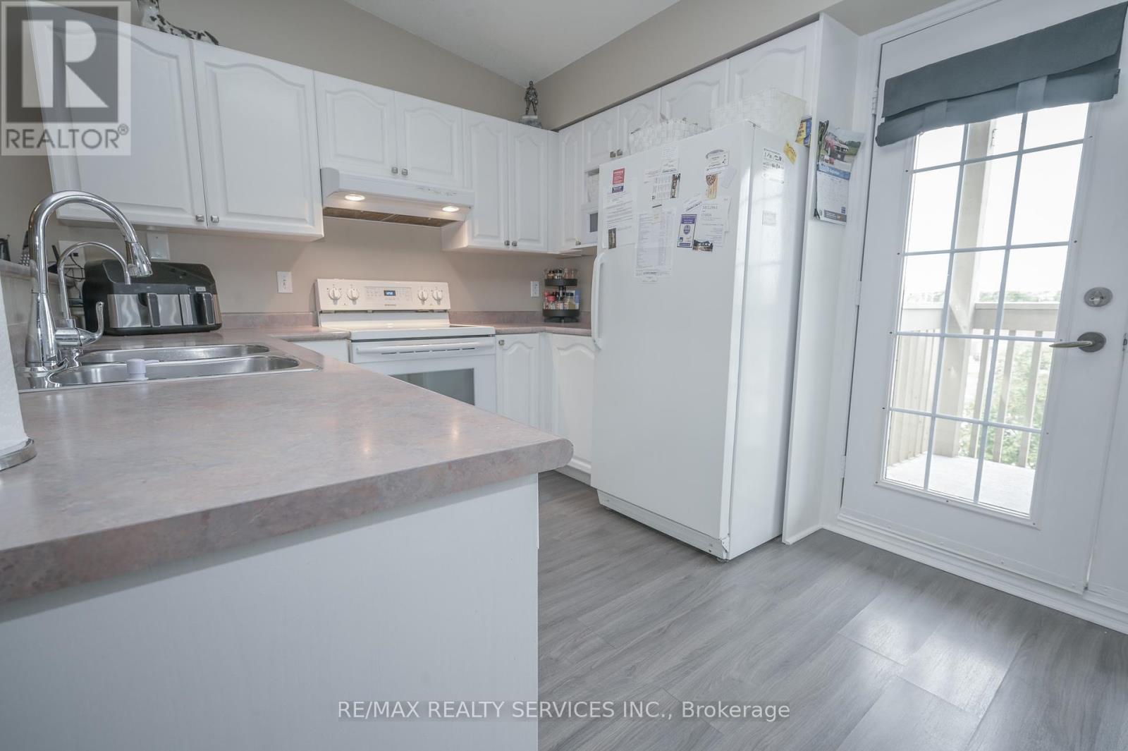 412 - 4005 Kilmer Drive, Burlington, Ontario  L7M 4M2 - Photo 15 - W12319093