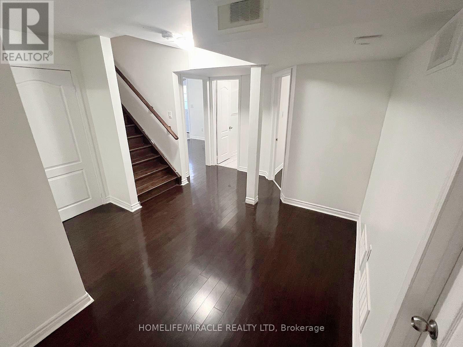 Basement - 14 Beaconcrest Road, Brampton, Ontario  L6Y 0Y8 - Photo 10 - W12419714