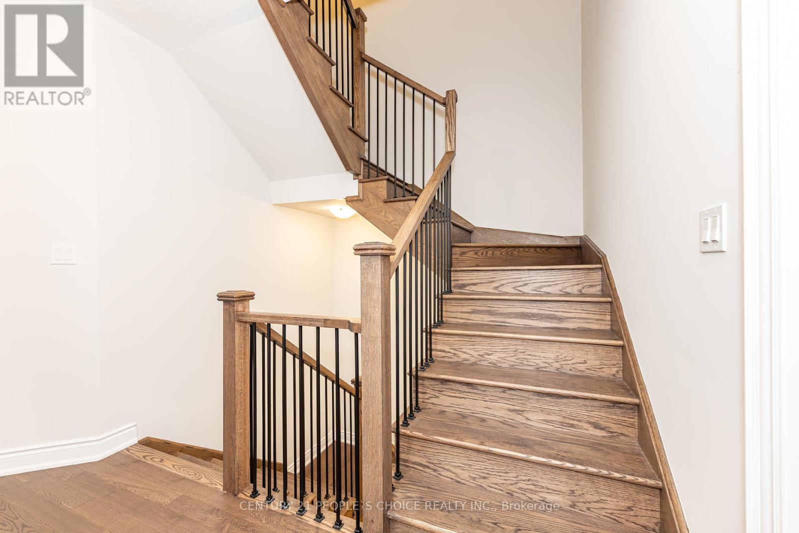 1226 Anthonia Trail E, Oakville, Ontario  L6H 7Y9 - Photo 40 - W12445139