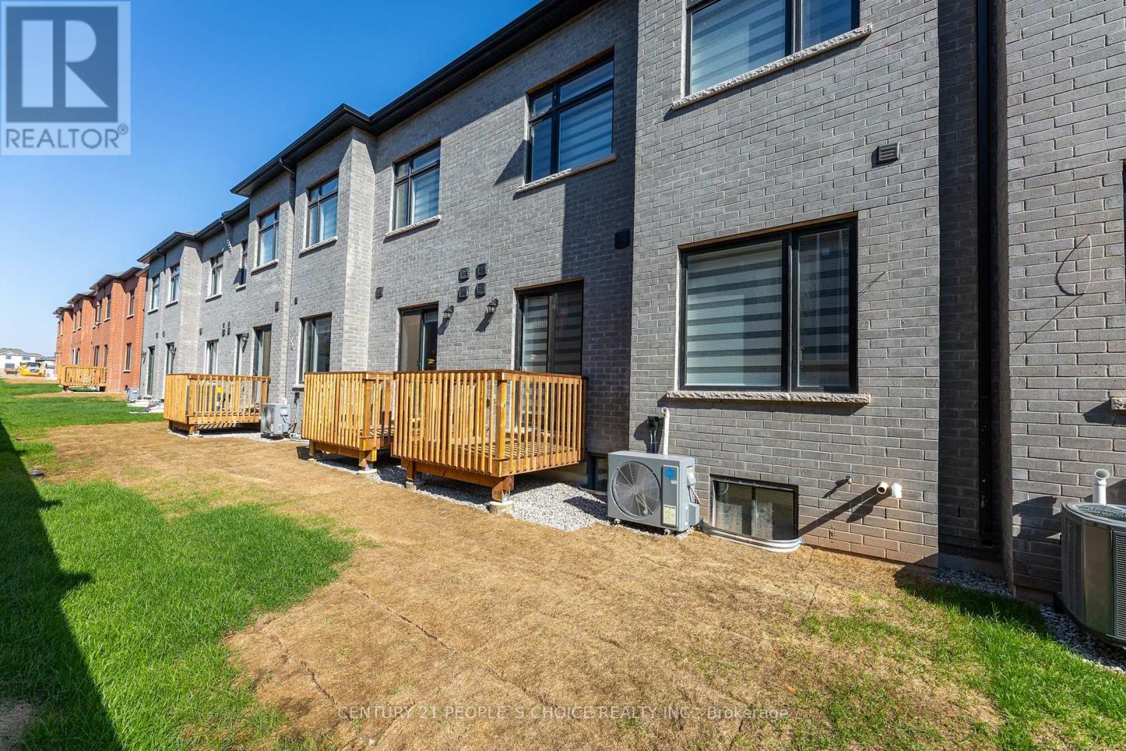 1226 Anthonia Trail E, Oakville, Ontario  L6H 7Y9 - Photo 48 - W12445139