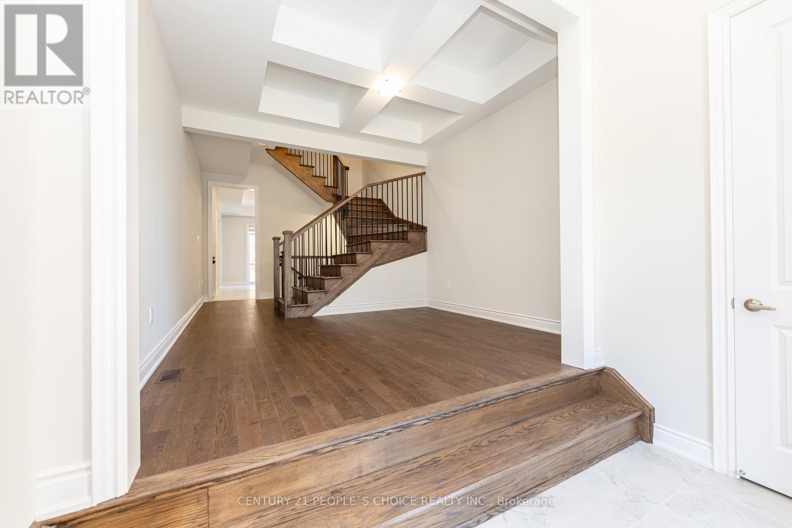 1226 Anthonia Trail E, Oakville, Ontario  L6H 7Y9 - Photo 5 - W12445139