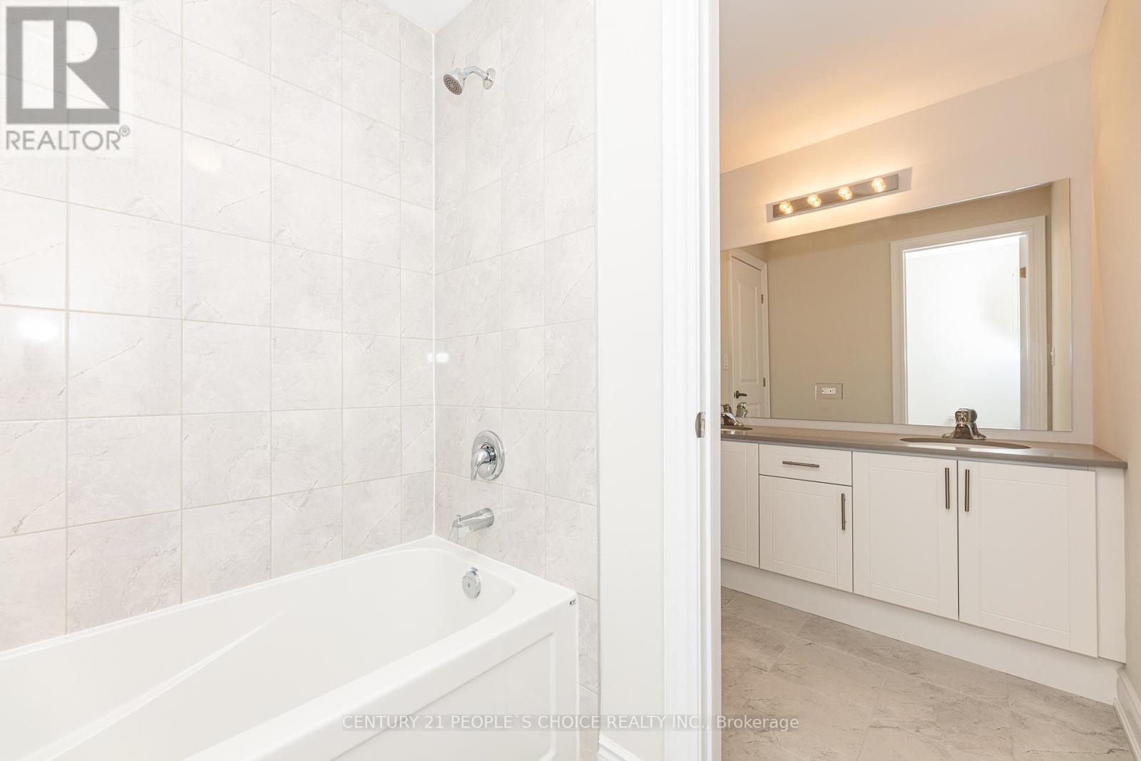 1226 Anthonia Trail E, Oakville, Ontario  L6H 7Y9 - Photo 34 - W12445139