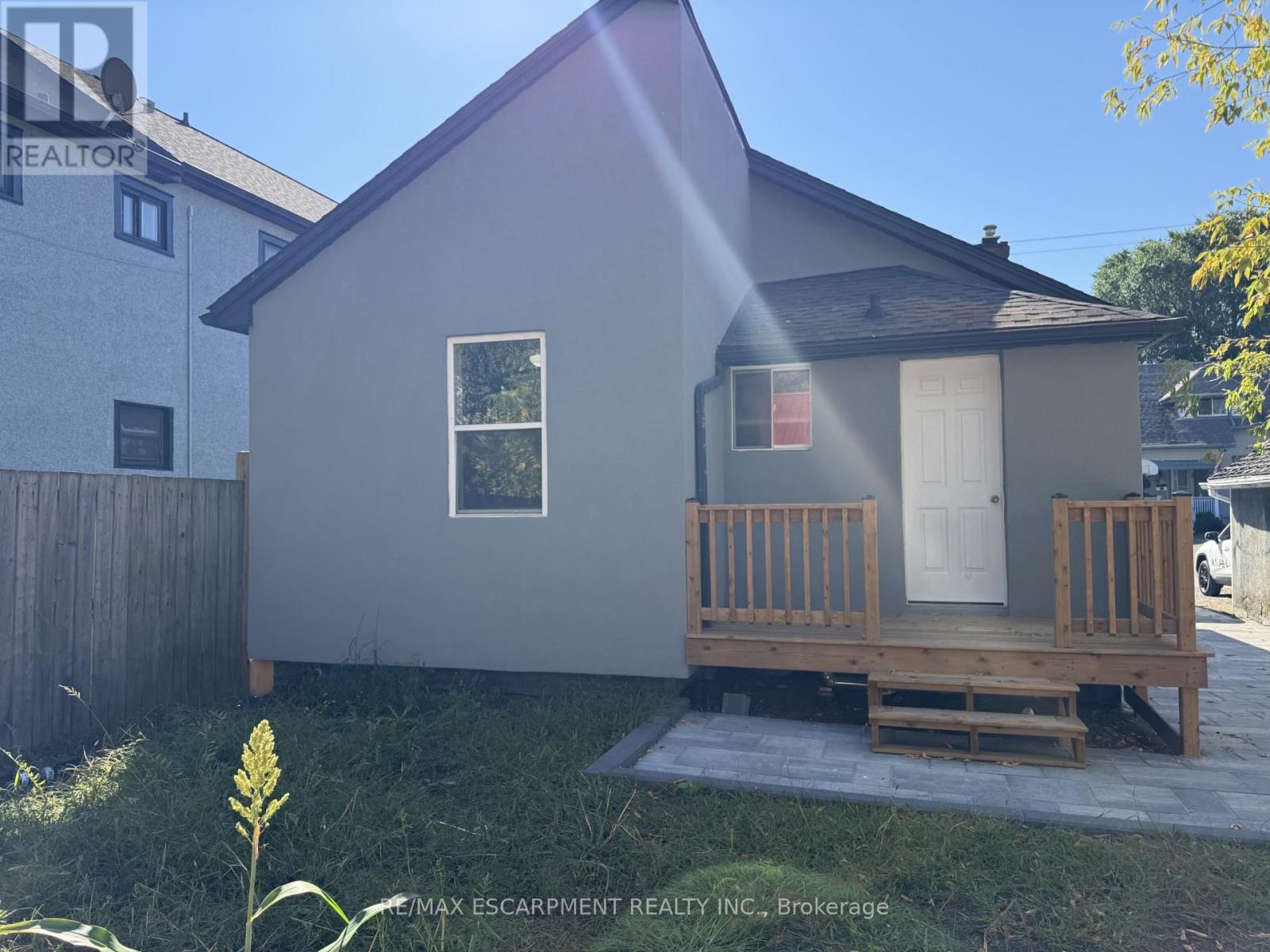 Main - 34 Welland Street, Welland, Ontario  L8M 3B8 - Photo 13 - X12446561