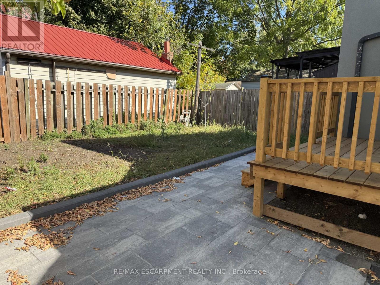 Main - 34 Welland Street, Welland, Ontario  L8M 3B8 - Photo 14 - X12446561