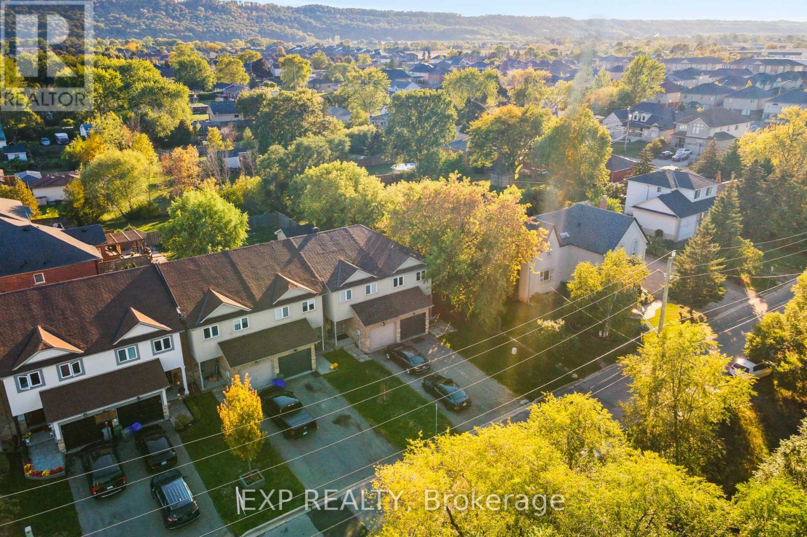 27 Pettit Street, Hamilton, Ontario  L8E 5V7 - Photo 36 - X12446572