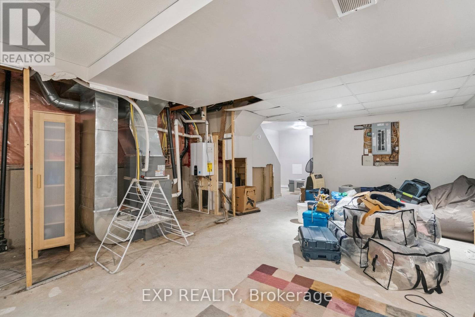 27 Pettit Street, Hamilton, Ontario  L8E 5V7 - Photo 45 - X12446572