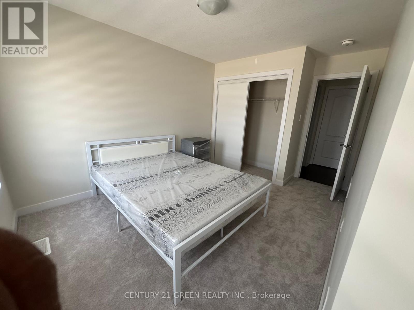 47 Rowlock Street, Welland, Ontario  L3B 0M7 - Photo 21 - X12446582