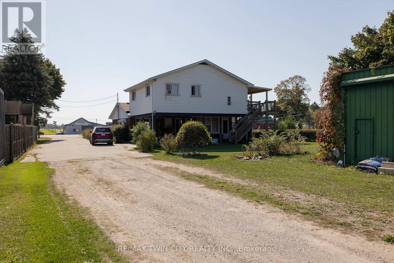 206 King Street, Brant (Burford), Ontario  N0E 1A0 - Photo 8 - X12446638