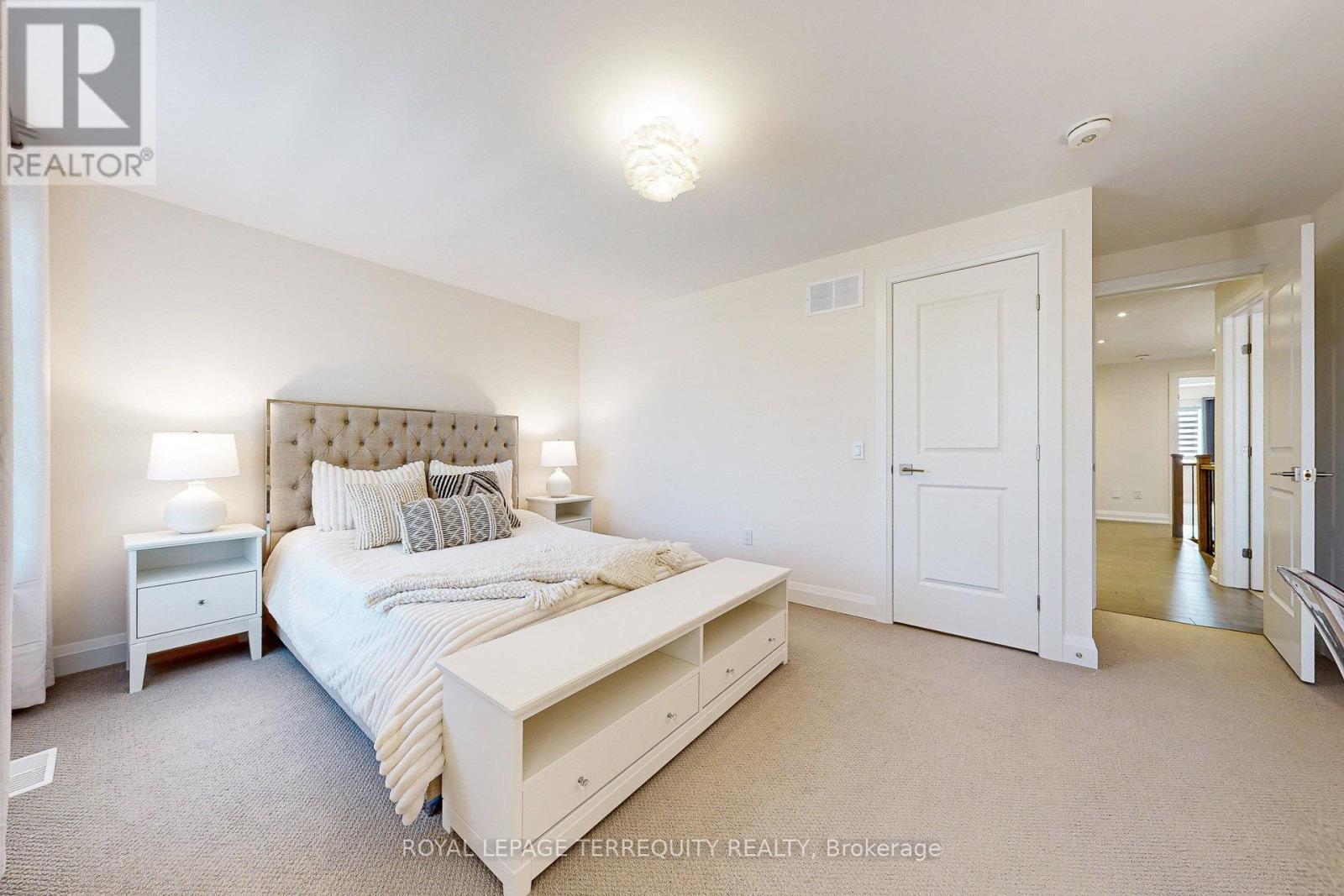52 Lightfeather Place, Hamilton, Ontario  L9K 0H4 - Photo 37 - X12446668