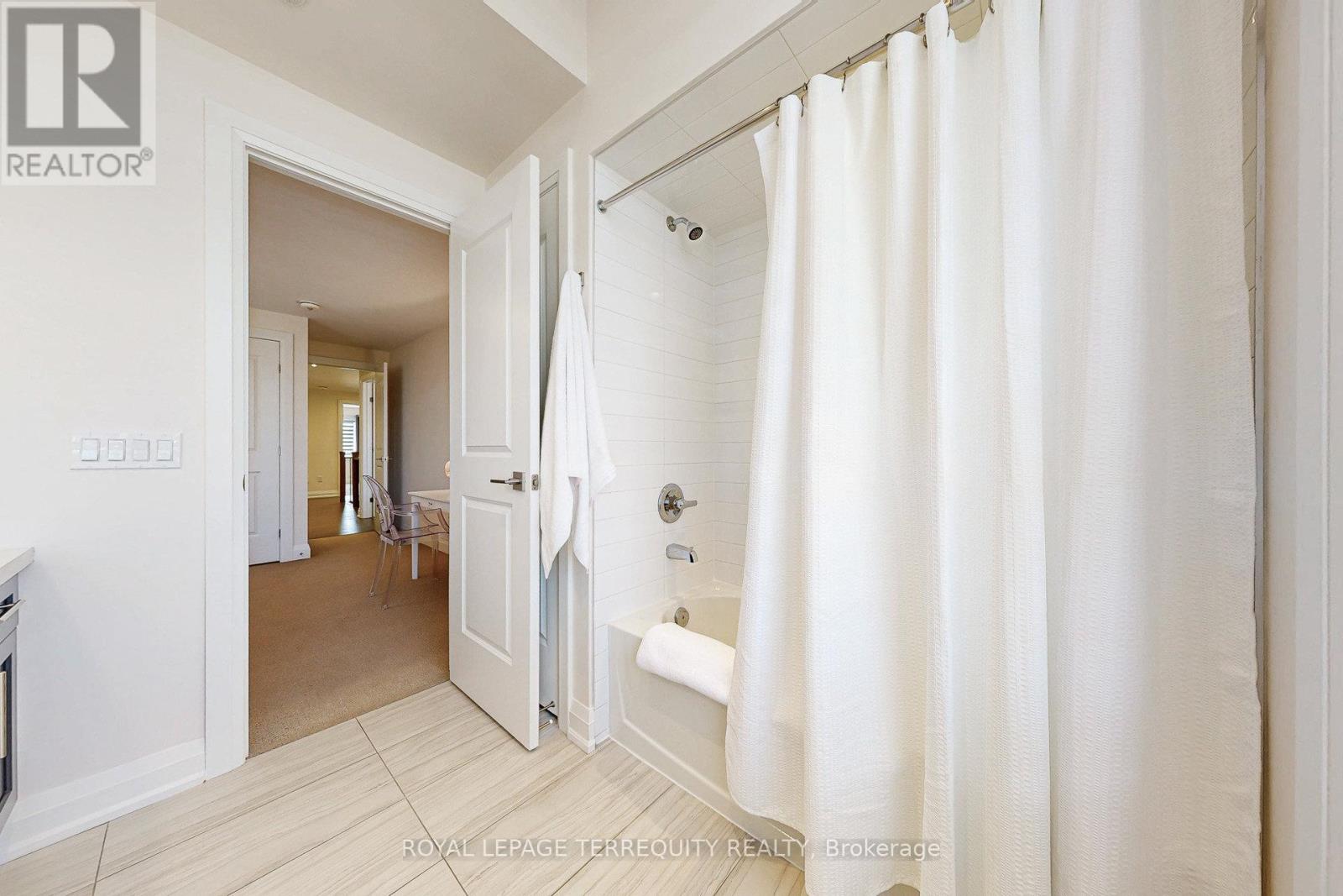 52 Lightfeather Place, Hamilton, Ontario  L9K 0H4 - Photo 40 - X12446668