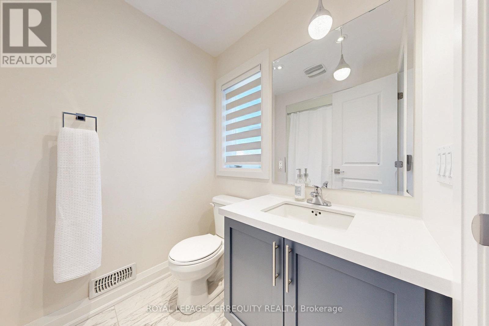 52 Lightfeather Place, Hamilton, Ontario  L9K 0H4 - Photo 44 - X12446668