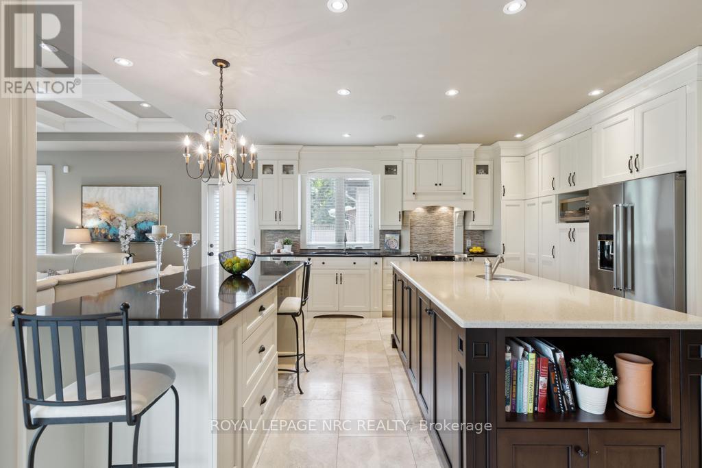 115 Riverdale Drive, St. Catharines (Old Glenridge), Ontario  L2R 4C1 - Photo 16 - X12446725