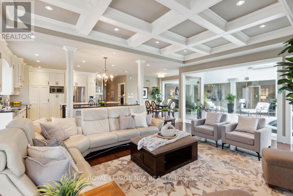 115 Riverdale Drive, St. Catharines (Old Glenridge), Ontario  L2R 4C1 - Photo 18 - X12446725