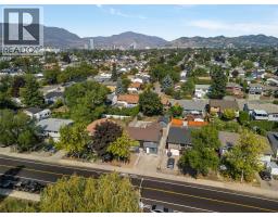 950 Raymer Avenue, kelowna, British Columbia