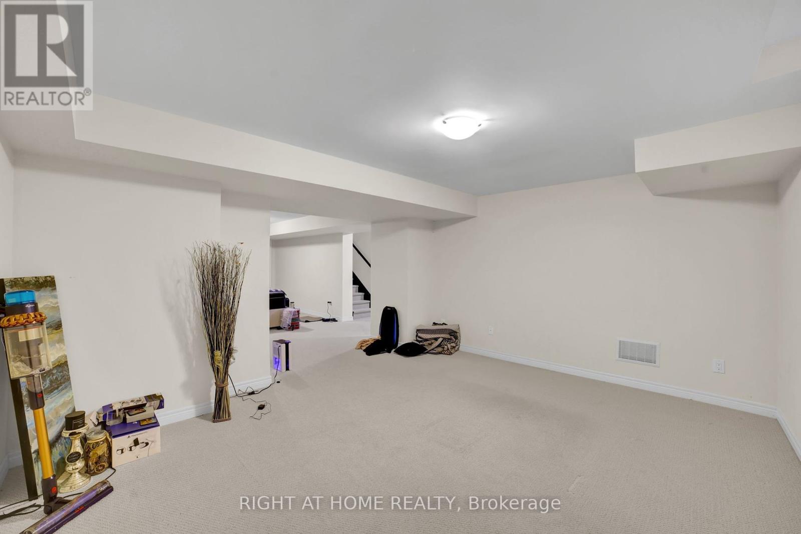 288 Raymond Road, Hamilton, Ontario  L9K 0H8 - Photo 45 - X12431415