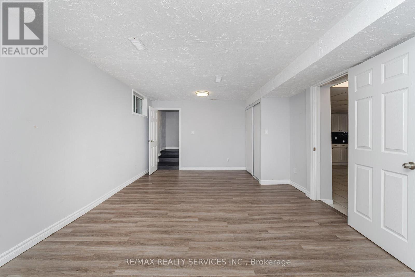 (Lower Level) - 21 Beverley Street, Waterloo, Ontario  N2L 2H5 - Photo 8 - X12365071