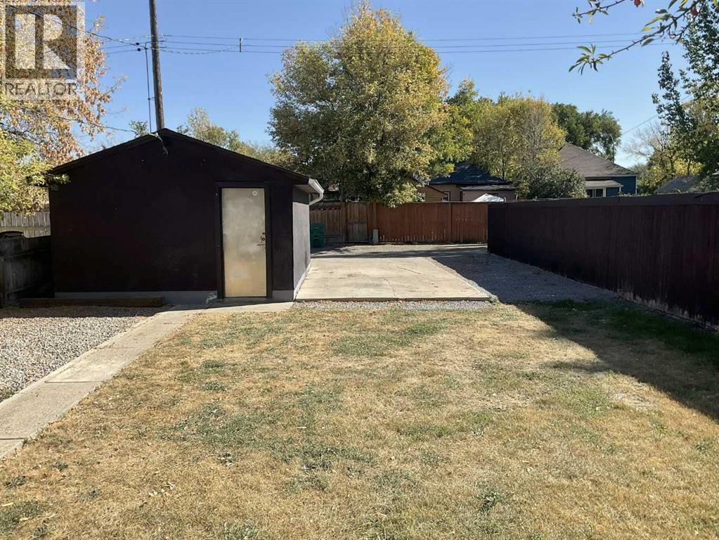 225 15 Street N, Lethbridge, Alberta  T1H 2X5 - Photo 17 - A2260073