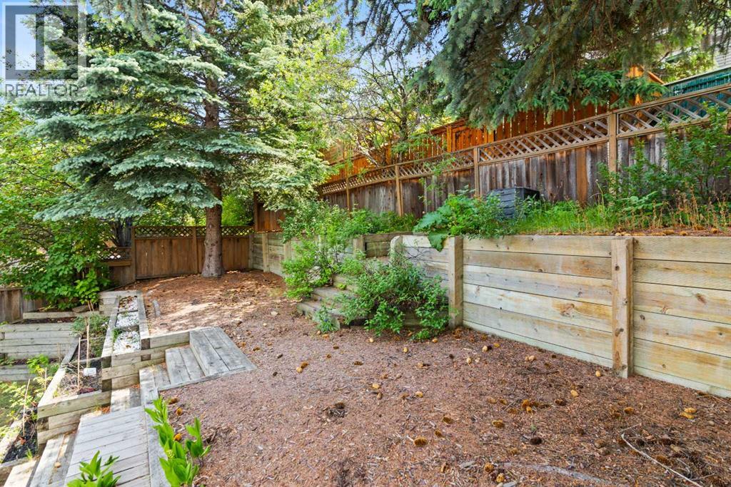 131 Stratton Crescent Sw, Calgary, Alberta  T3H 1T7 - Photo 38 - A2257552