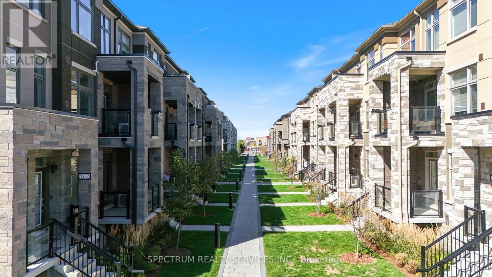 Lot 68 - 82 Fieldridge Crescent, Brampton, Ontario  L6R 4G6 - Photo 4 - W12444103