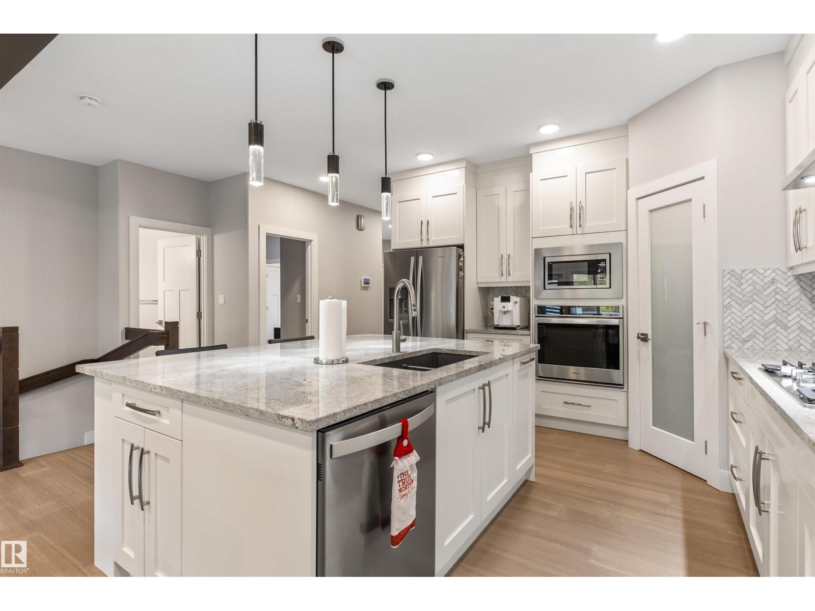 1748 Tanager Cl Nw, Edmonton, Alberta  T5S 0M5 - Photo 7 - E4460984