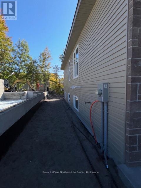 20 Meadow Wood Court, North Bay, Ontario  P1A 4L5 - Photo 39 - X12421643
