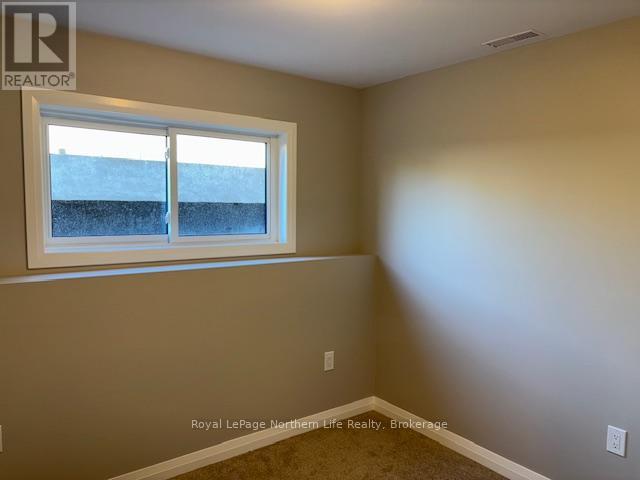 20 Meadow Wood Court, North Bay, Ontario  P1A 4L5 - Photo 33 - X12421643