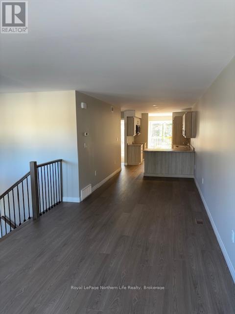 20 Meadow Wood Court, North Bay, Ontario  P1A 4L5 - Photo 7 - X12421643