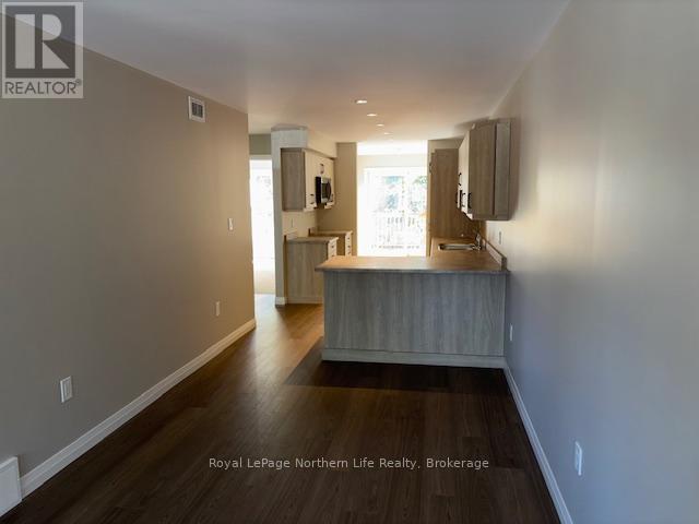20 Meadow Wood Court, North Bay, Ontario  P1A 4L5 - Photo 8 - X12421643