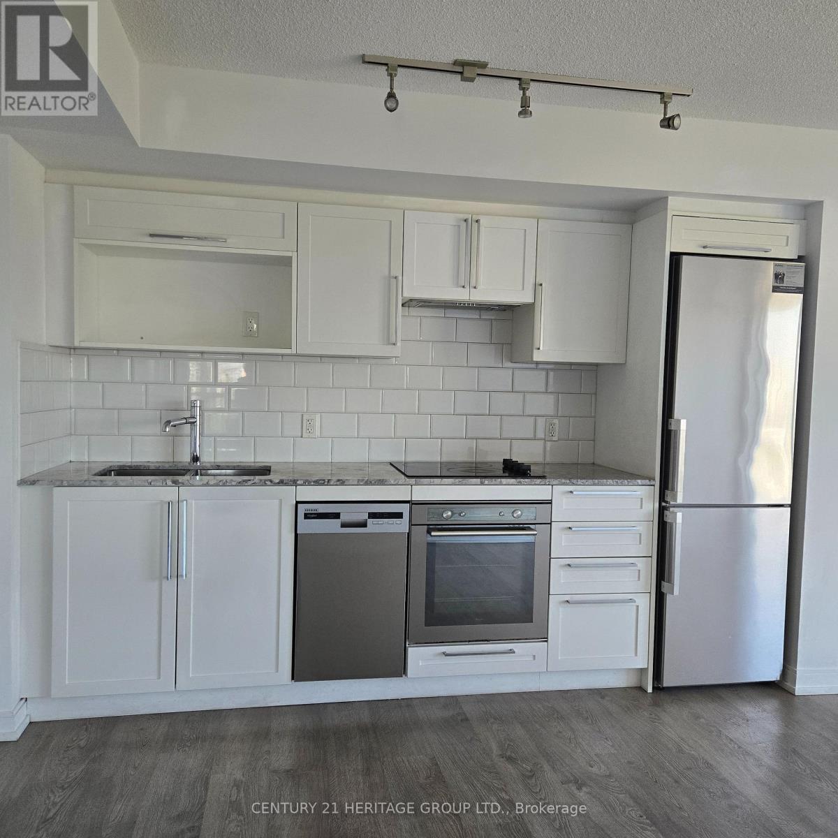 922 - 275 Village Green Square, Toronto, Ontario  M1S 0L8 - Photo 13 - E12427675