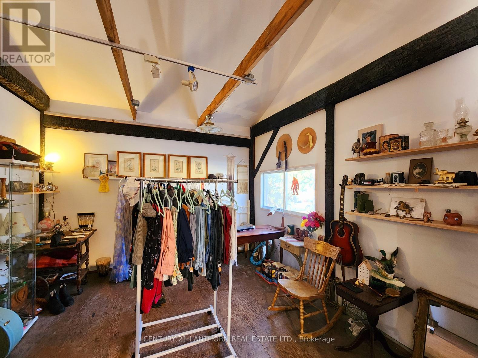 279-281 Picton Main Street, Prince Edward County, Ontario  K0K 1T0 - Photo 24 - X12405042