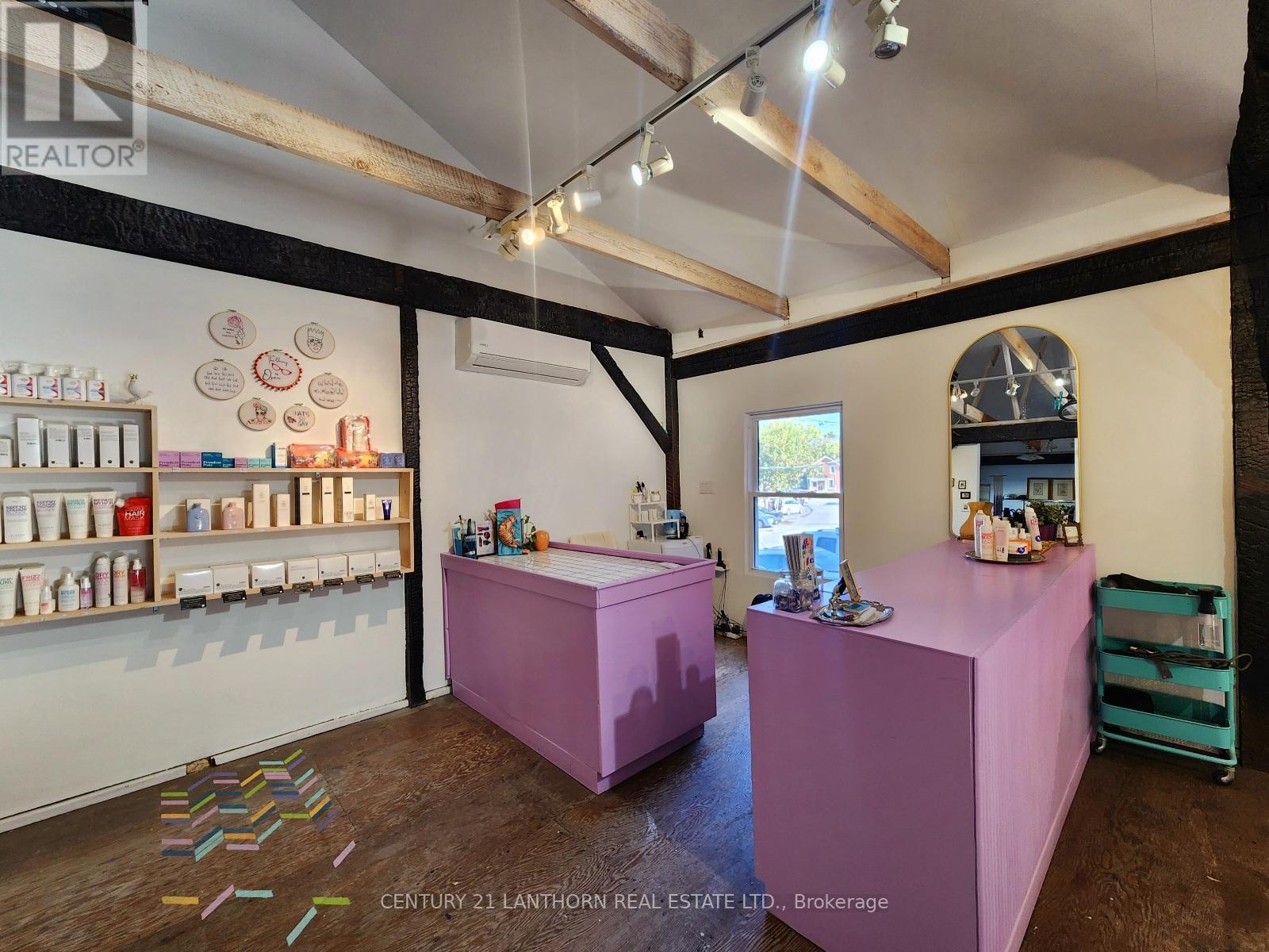 279-281 Picton Main Street, Prince Edward County, Ontario  K0K 1T0 - Photo 26 - X12405042