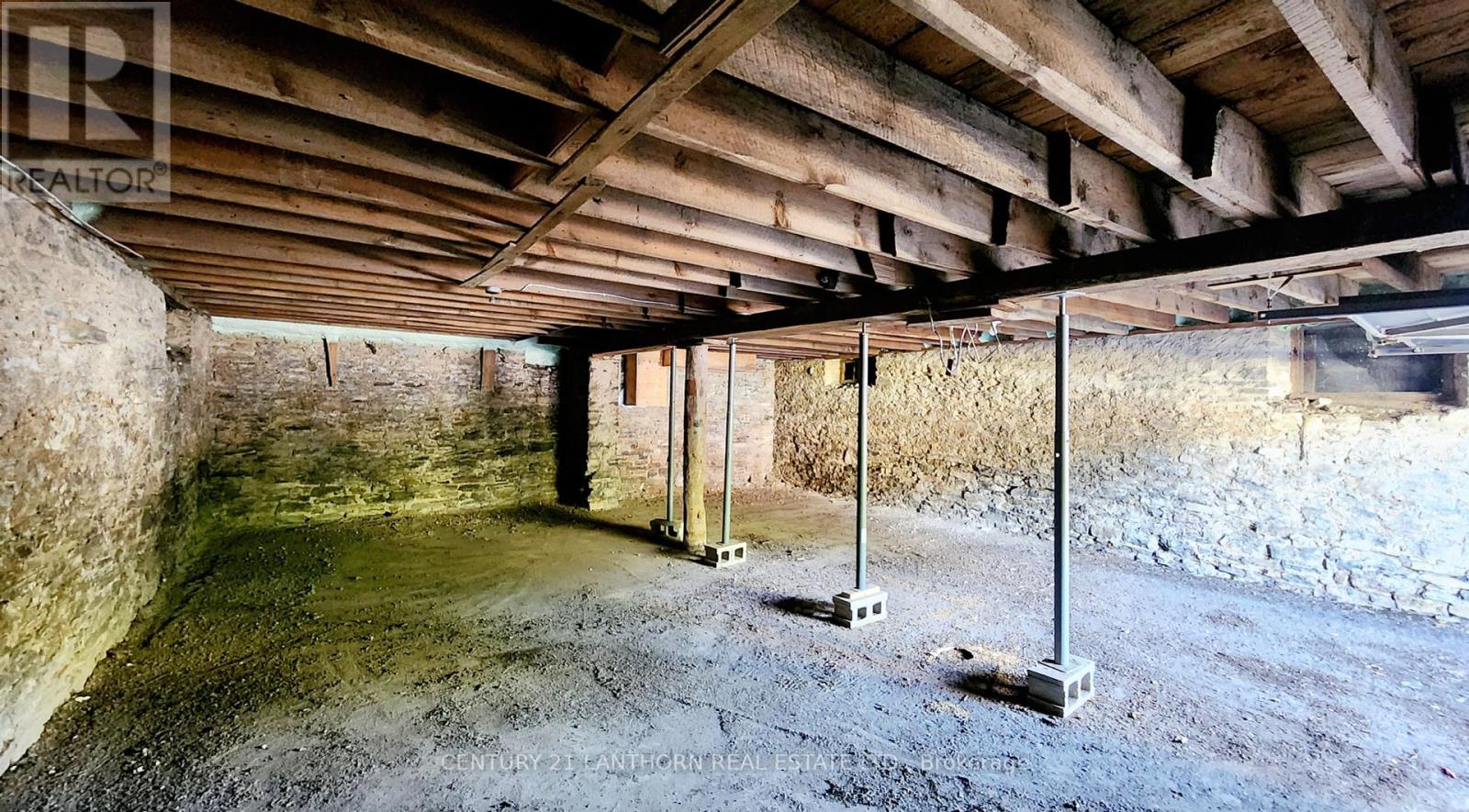 279-281 Picton Main Street, Prince Edward County, Ontario  K0K 1T0 - Photo 19 - X12405042