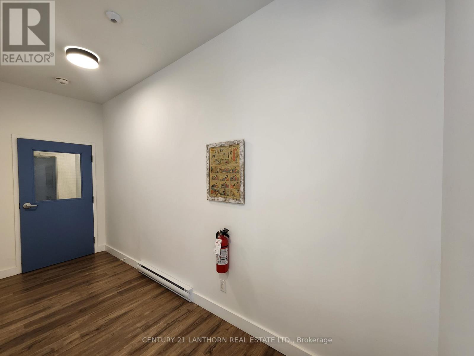 279-281 Picton Main Street, Prince Edward County, Ontario  K0K 1T0 - Photo 28 - X12405042