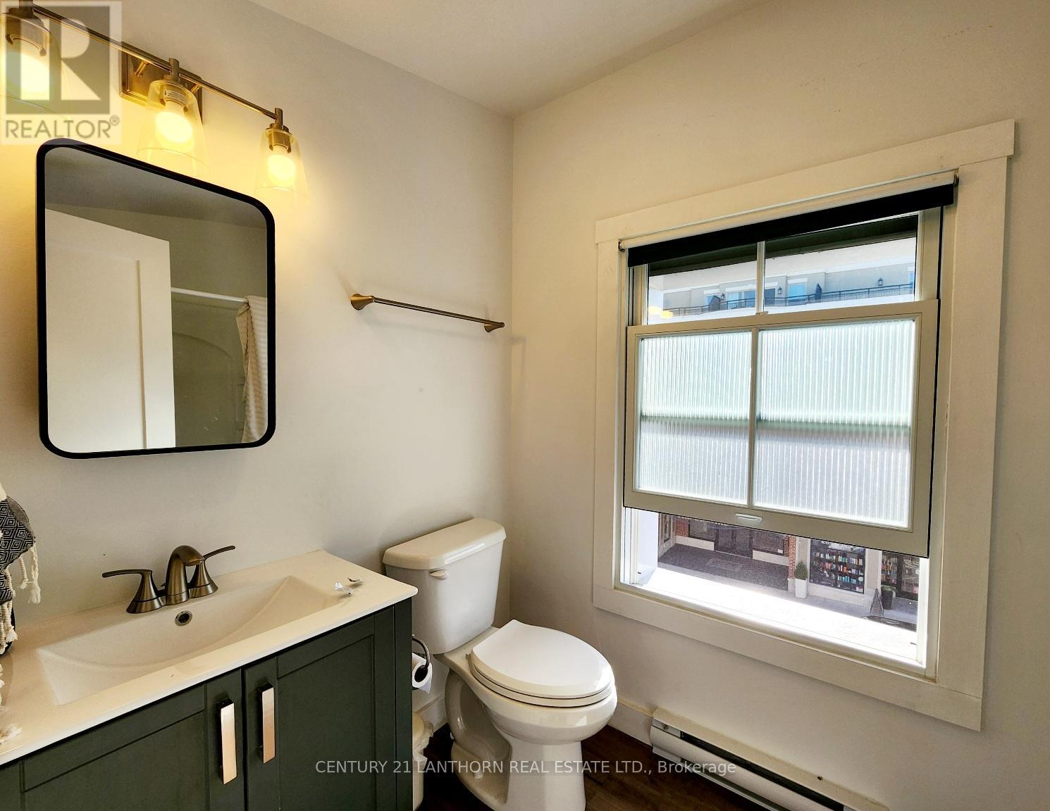 279-281 Picton Main Street, Prince Edward County, Ontario  K0K 1T0 - Photo 47 - X12405042