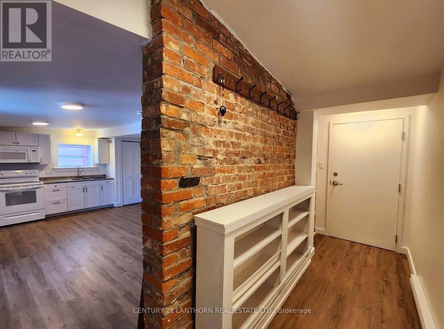 279-281 Picton Main Street, Prince Edward County, Ontario  K0K 1T0 - Photo 32 - X12405042