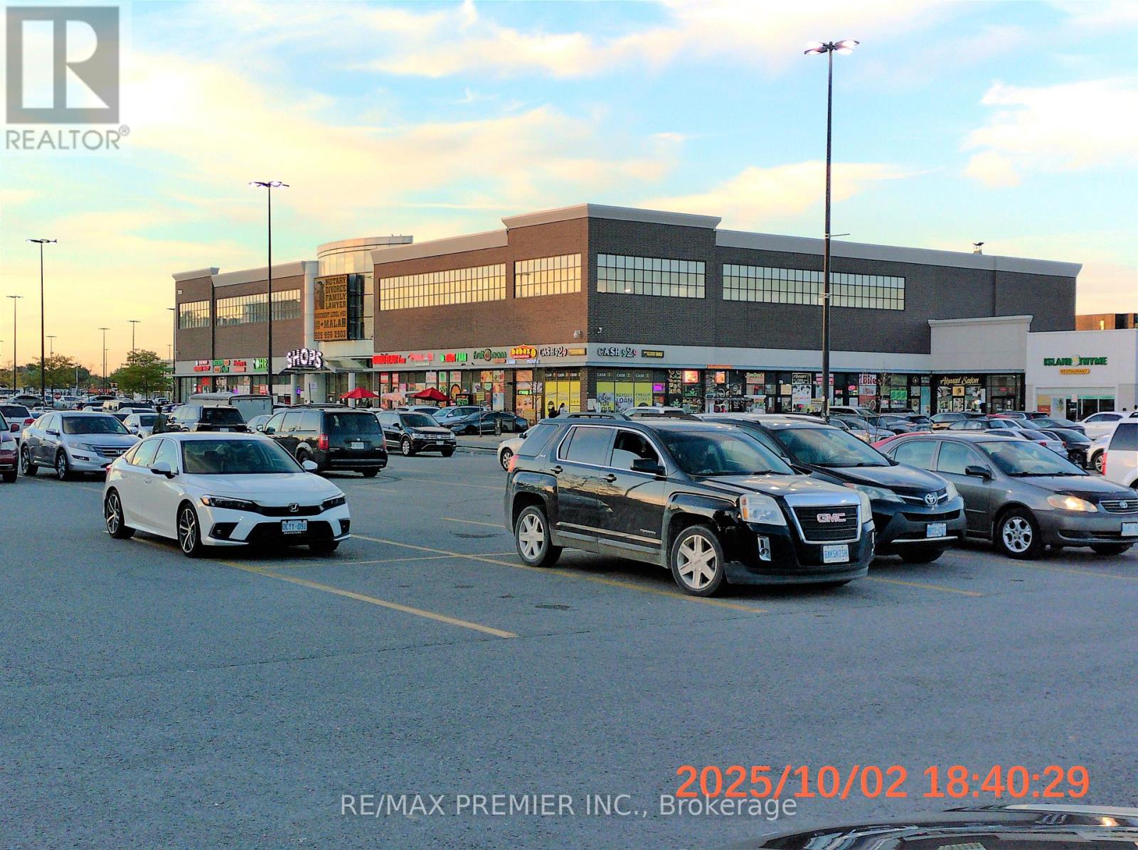 2c22 - 7215 Goreway Drive, Mississauga (Malton), Ontario  L4T 2T9 - Photo 8 - W12403833