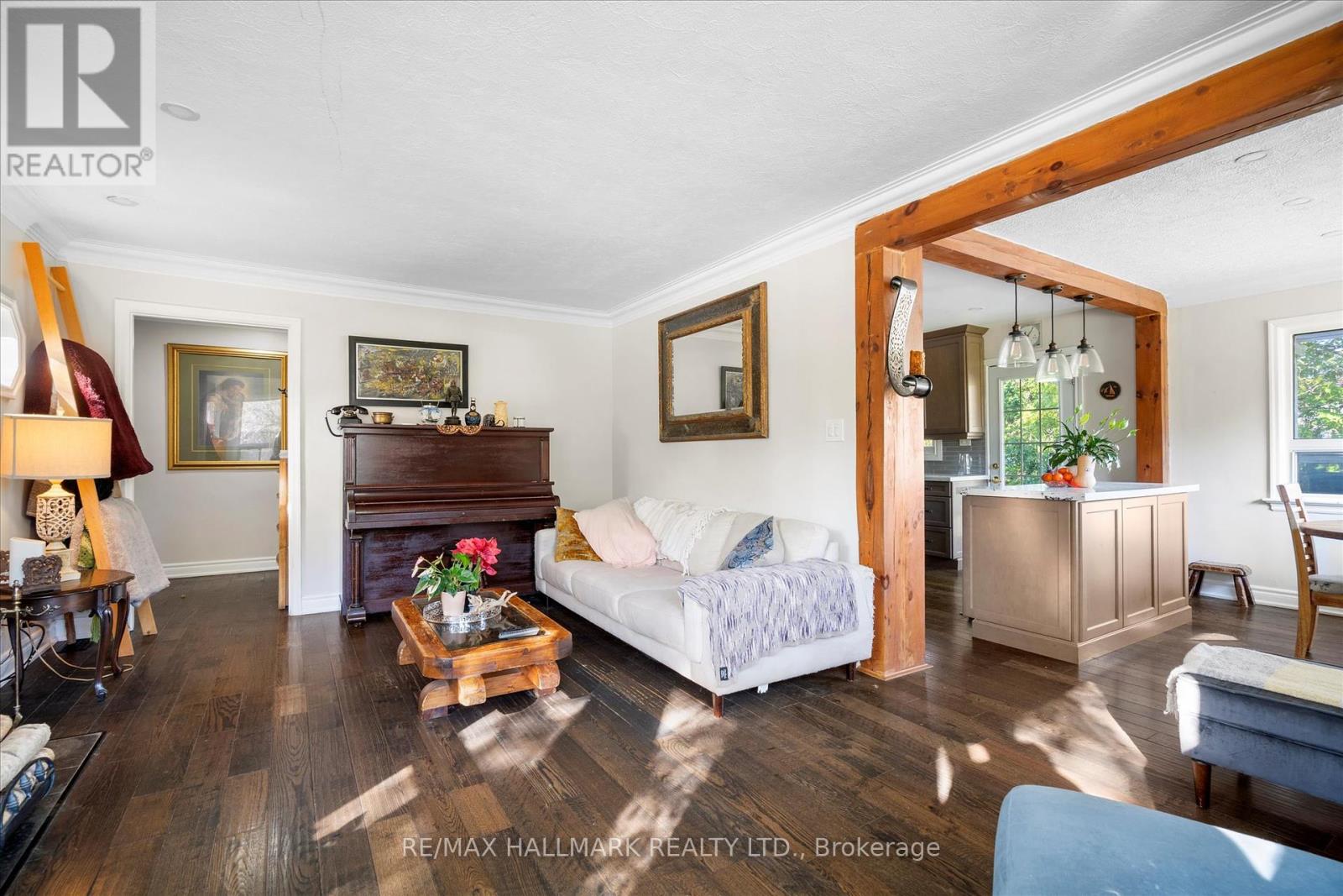 42 Anson Avenue, Toronto, Ontario  M1M 1X3 - Photo 8 - E12446523