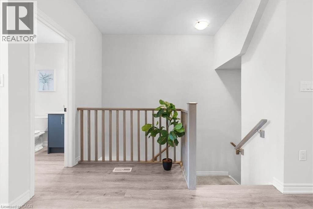314 Equestrian Way Unit# 2, Cambridge, Ontario  N3E 0E4 - Photo 4 - 40773769