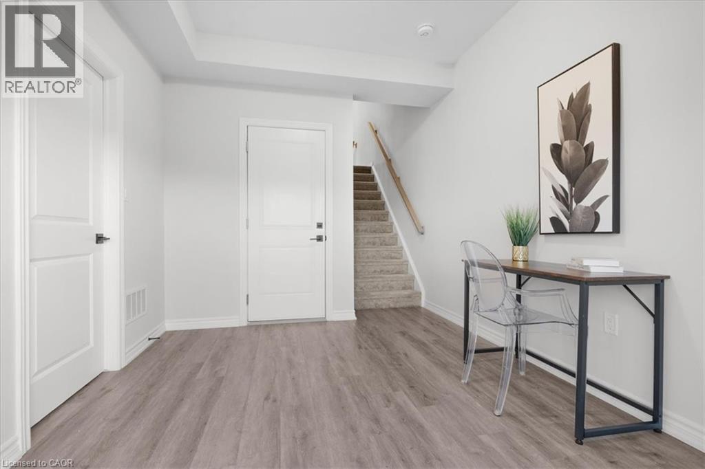 314 Equestrian Way Unit# 2, Cambridge, Ontario  N3E 0E4 - Photo 37 - 40773769
